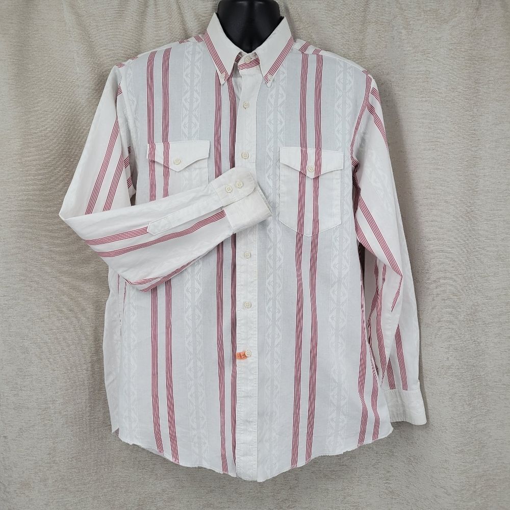 Wrangler Vintage Cowboy Cut White and Red Stripes Aztec Button Down Shirt